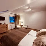Stoklosowka Ski-in Ski-out Villa *