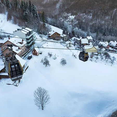 Stokłosówka Ski-in Ski-out *