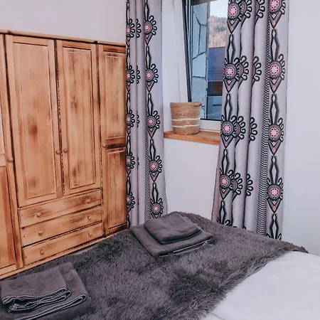 Stoklosowka Ski-in Ski-out فيلة شتوروك