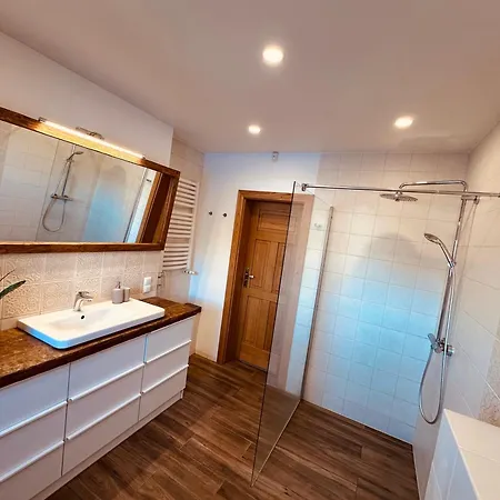 Stokłosówka Ski-in Ski-out Willa *