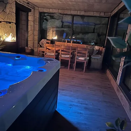 Stoklosowka Ski-in Ski-out Villa