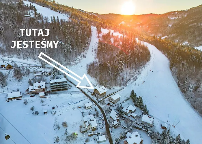 Stoklosowka Ski-in Ski-out Villa *