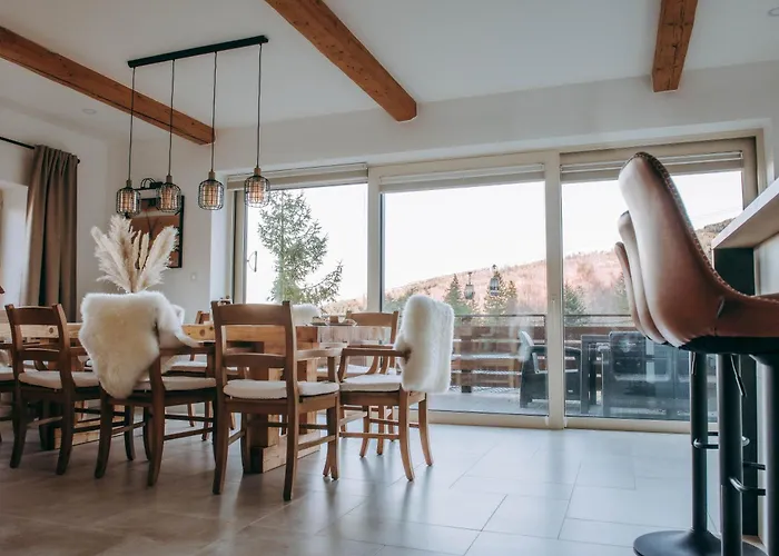 Stokłosówka Ski-in Ski-out Willa *